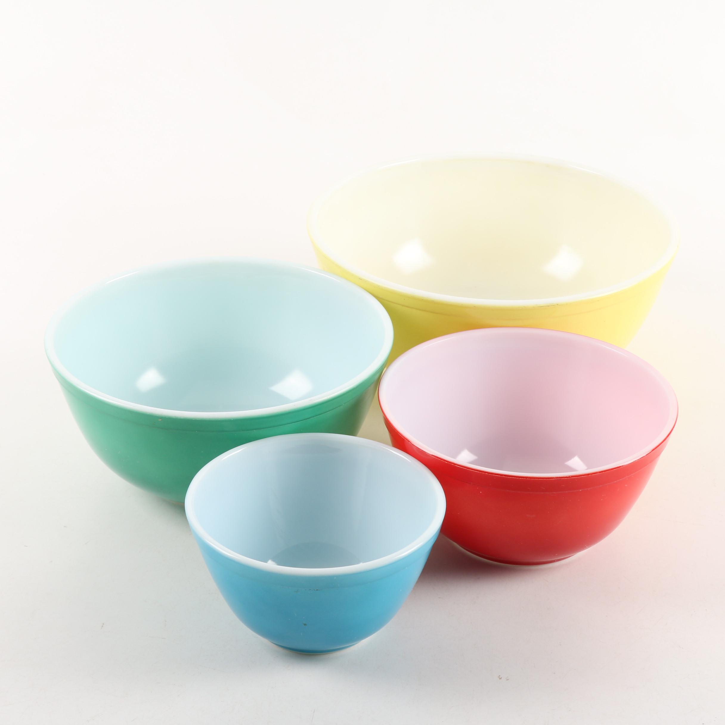 Vintage Pyrex "Primary Colors" Nesting Box