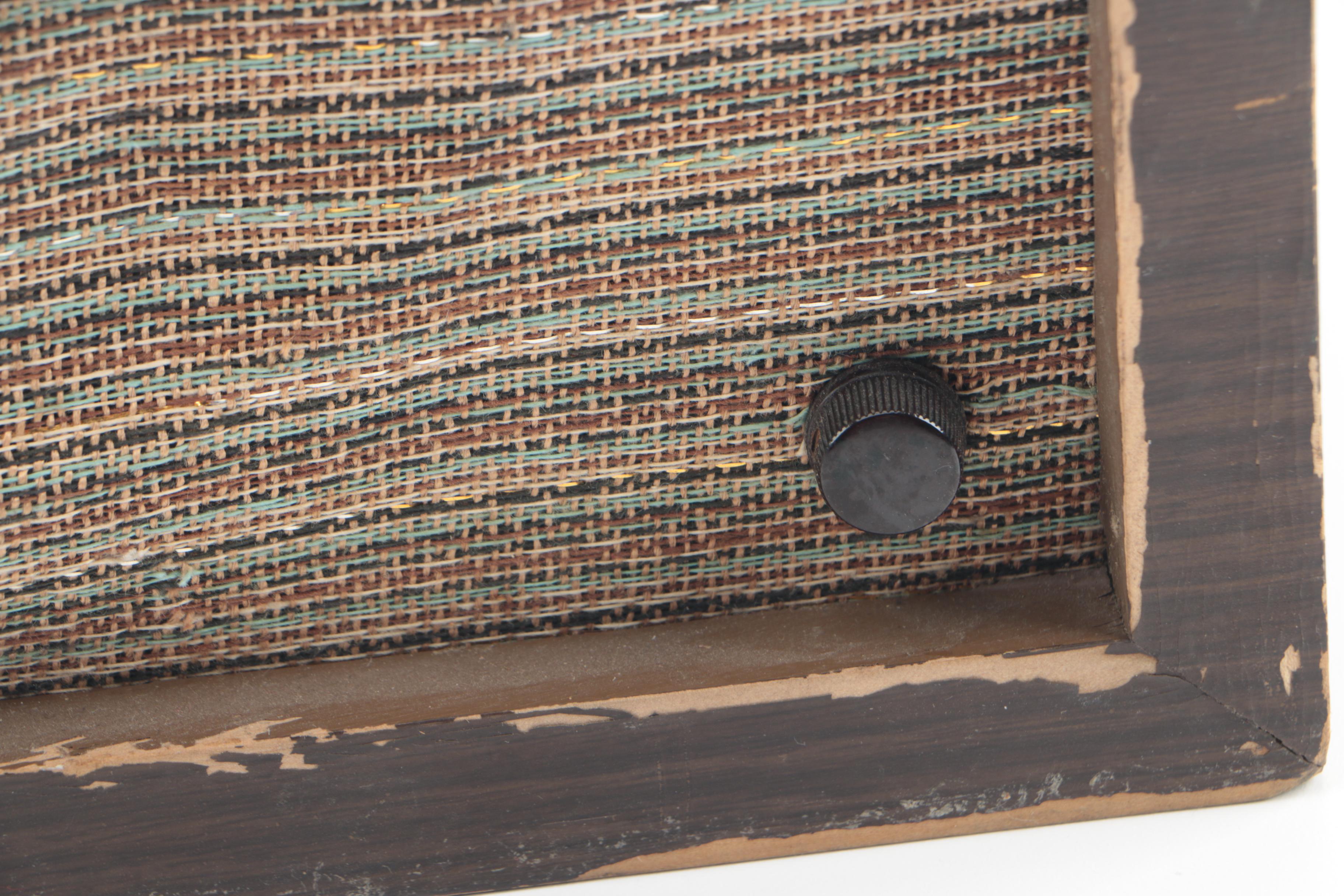 Vintage Zenith Deluxe Clock Radio, DeWald Radio, and Lincoln L-100 Speaker