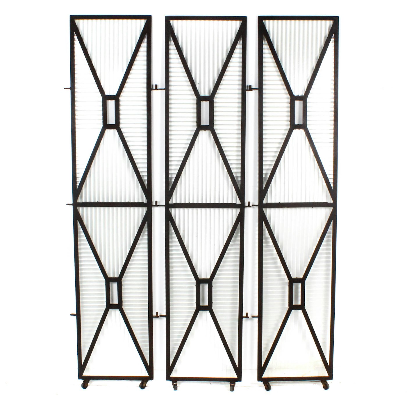Mid Century Custom Iron and Corrugated Glass Privacy Screen | EBTH