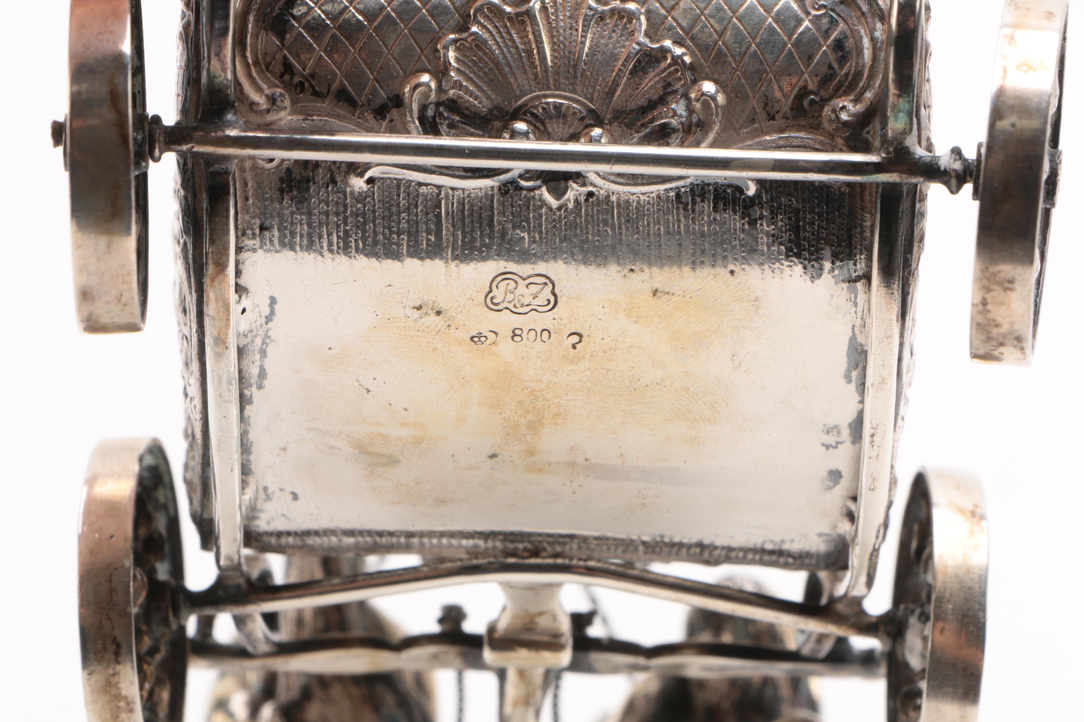 J.D. Schleissner & Söhne 800 Silver Horse-Drawn Carriage Figural Trinket Box