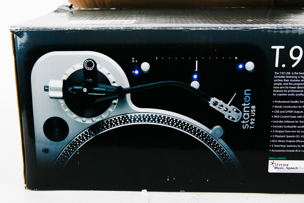 Stanton T.92 USB Turntable with Magix Audio Cleaning Software