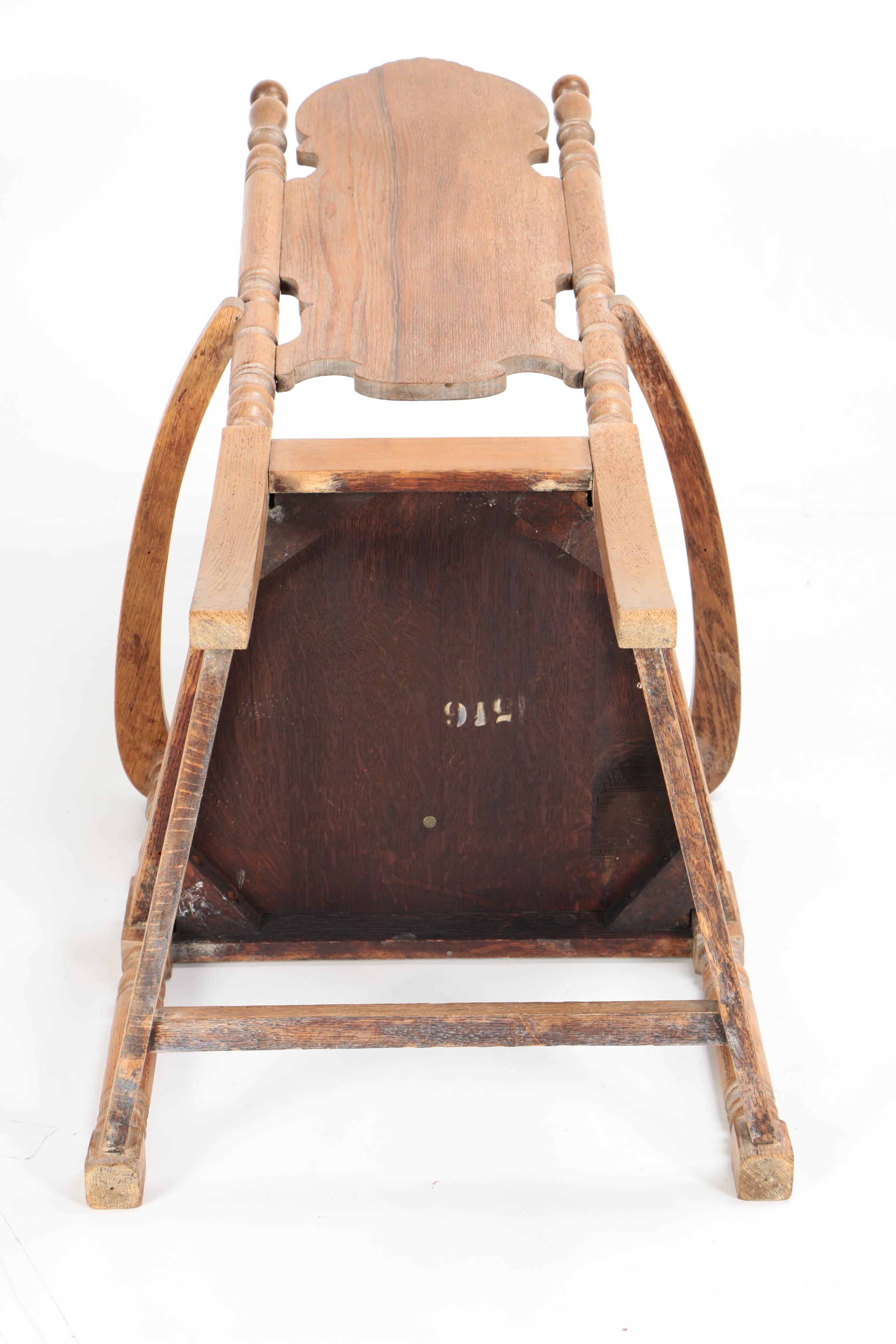 Antique Oak Throne Chair