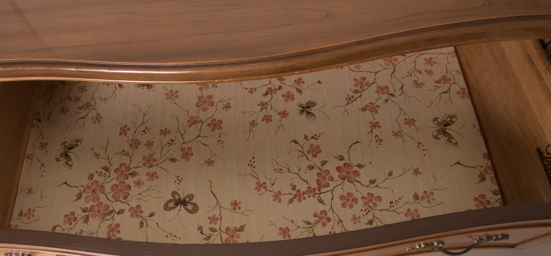 Vintage Dixie Furniture Chest of Drawers