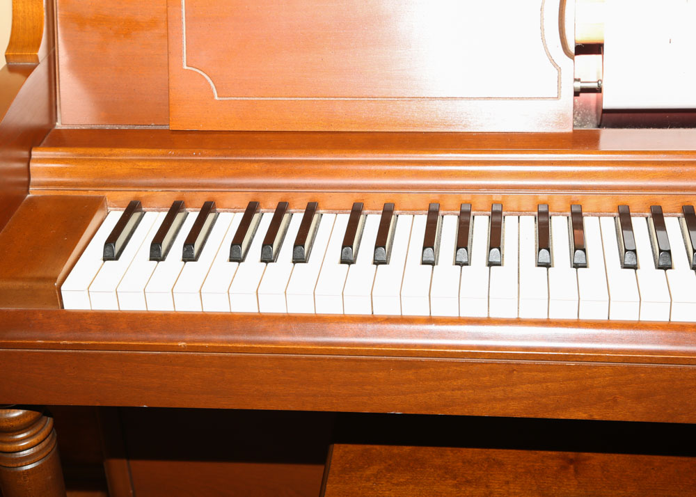 Vintage Wurlitzer Player Piano
