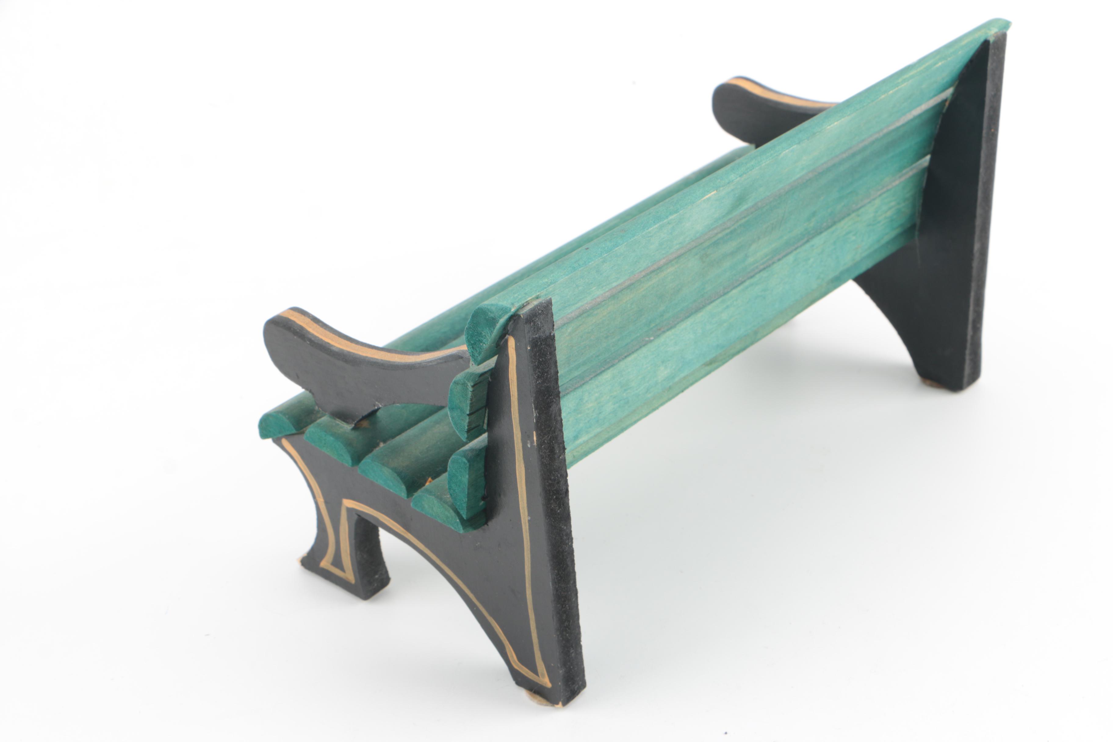 Beanbag Dolls and Wood Bench Including Poupées by Isabelle