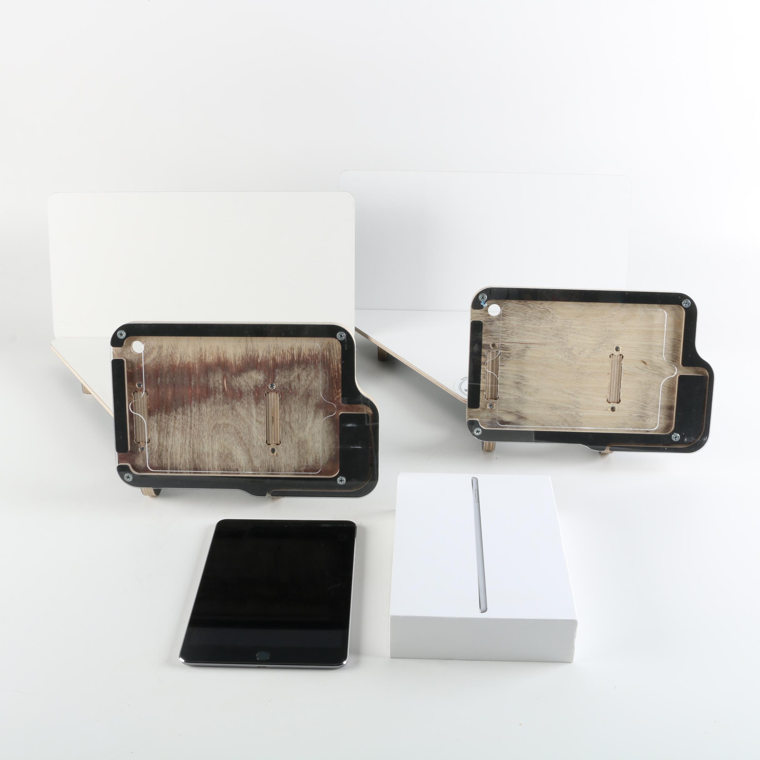 Apple iPad Mini 4 with Animation Stations