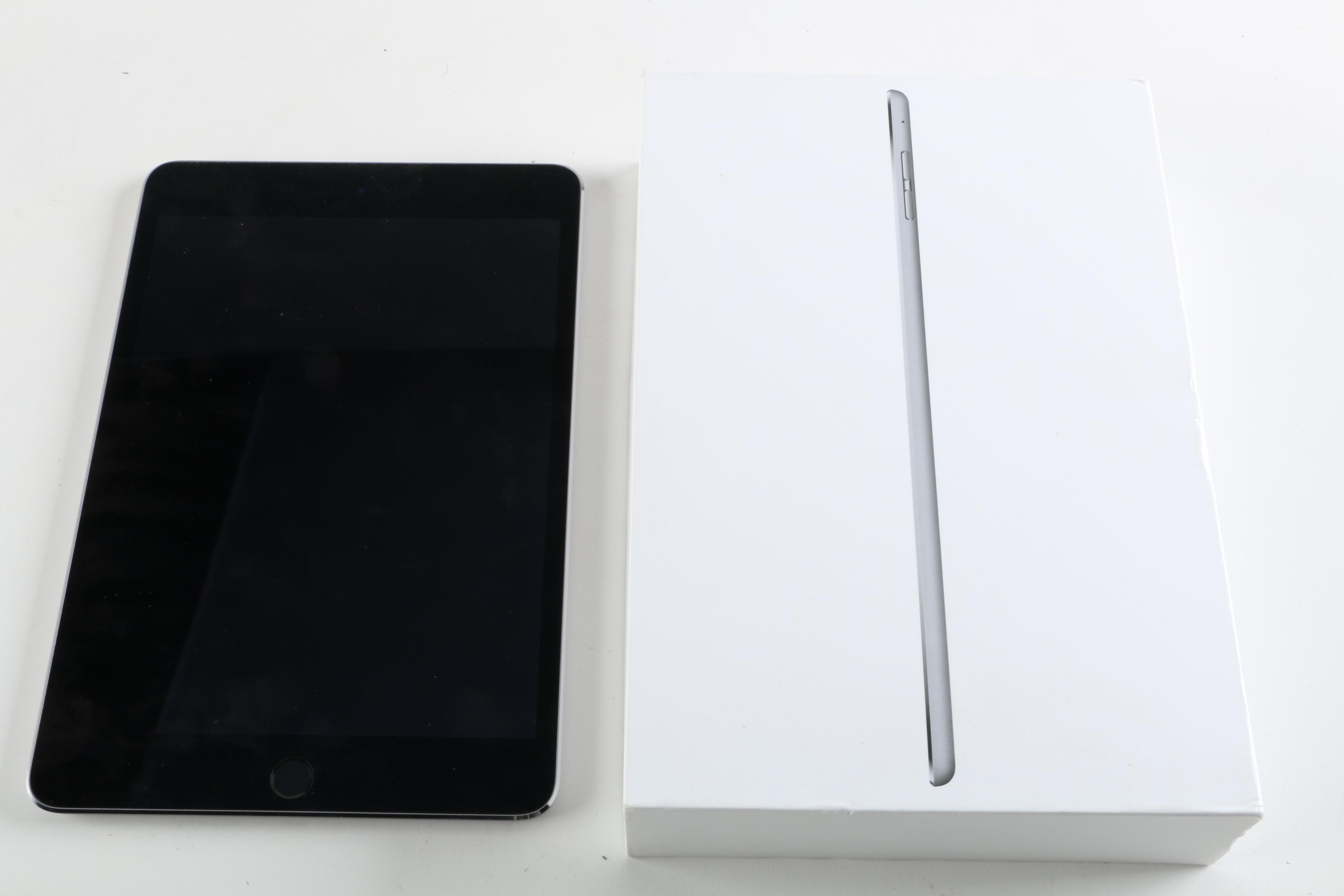 Apple iPad Mini 4 with Animation Stations