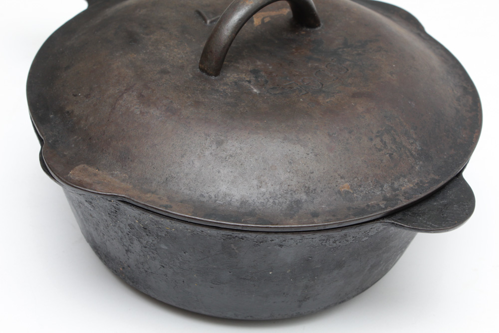 Lodge Seven Quart Cast Iron Dutch Oven