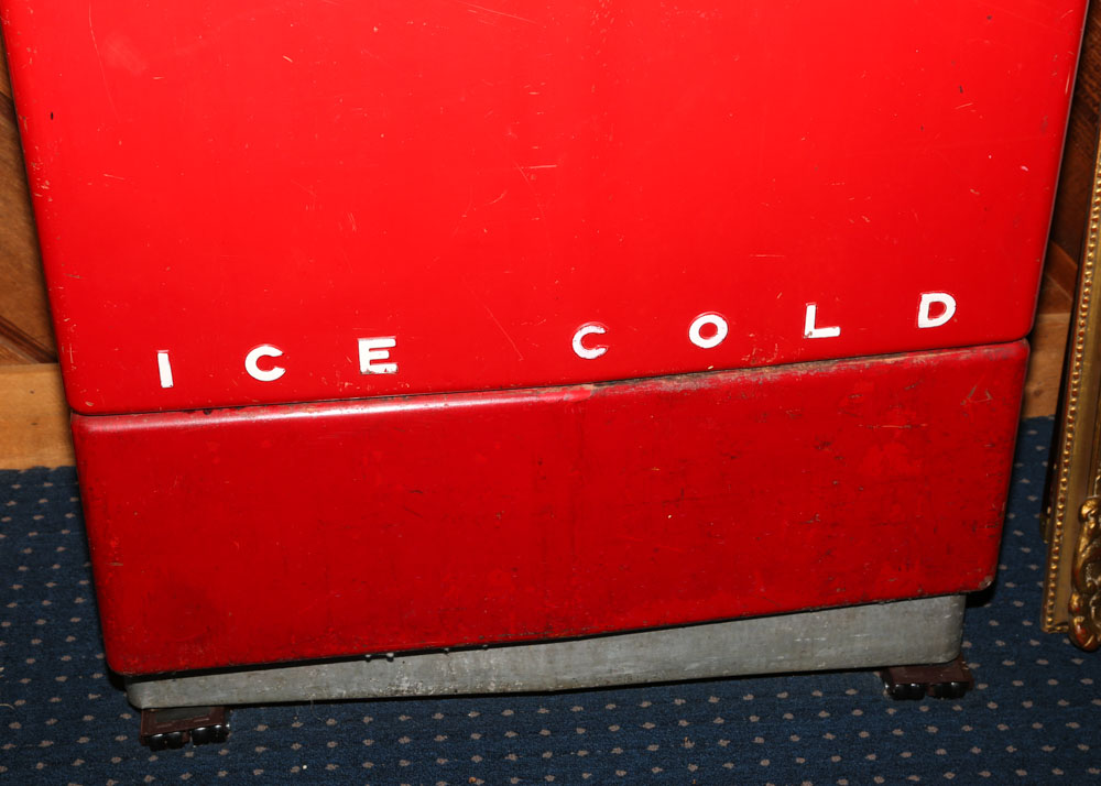 Vintage Circa 1947 Vendo-83 Coca-Cola Vending Machine