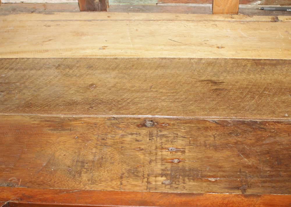 Warehouse 2120 "John Bar"