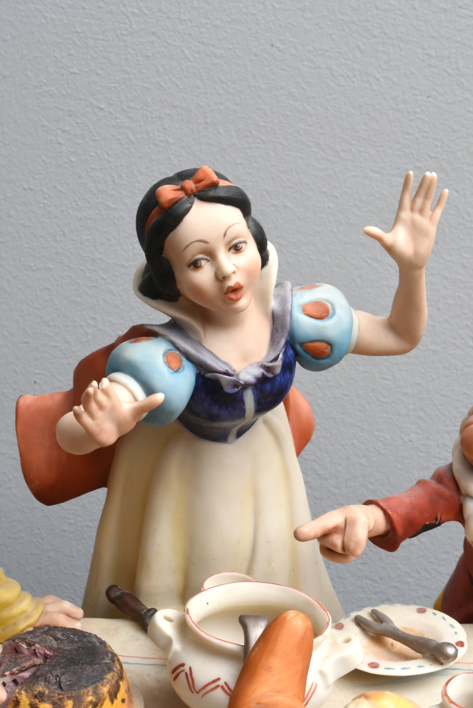 Enzo Anzenton Capodimonte Porcelain Snow White and the Seven Dwarves for Laurenz