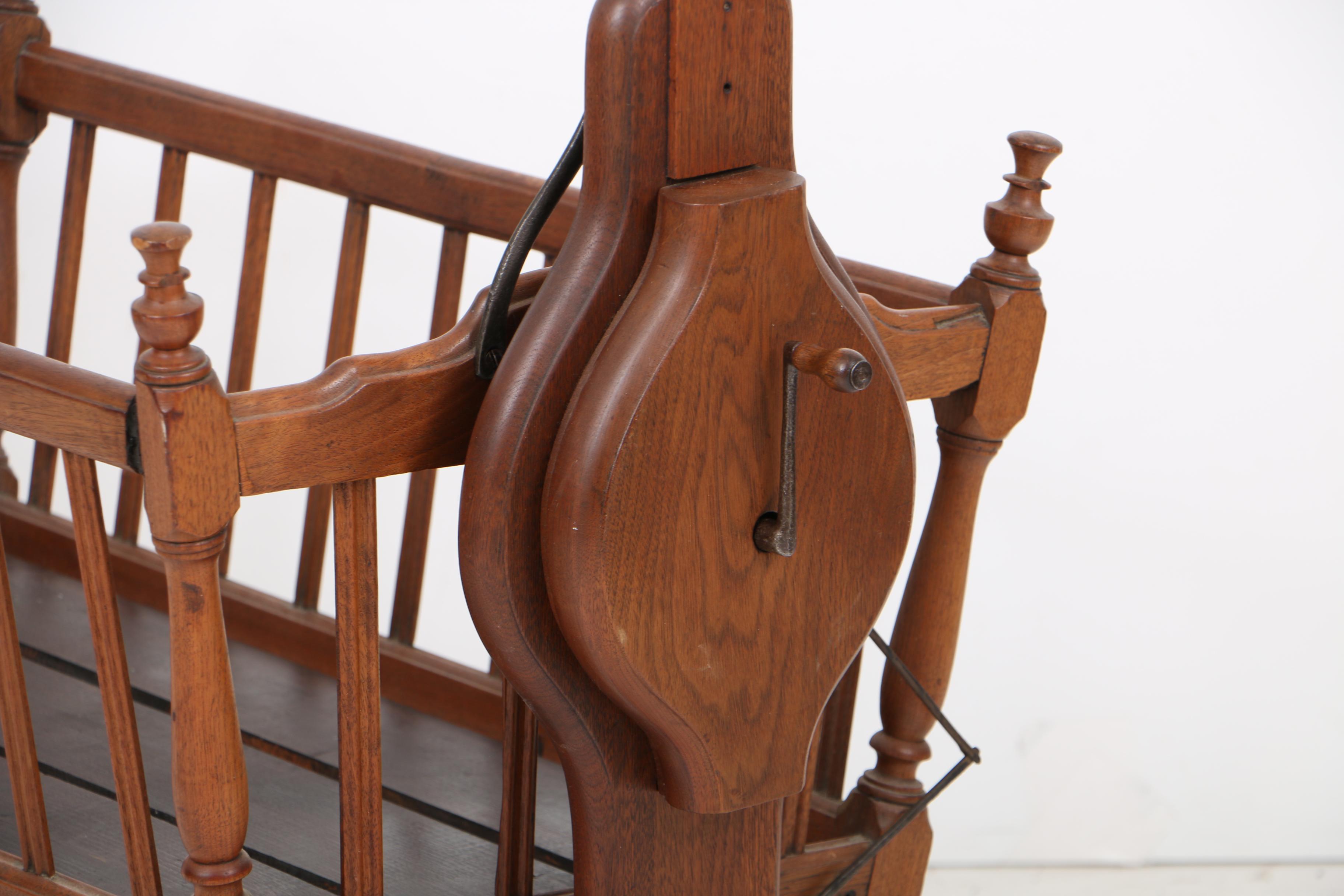 Antique Victorian Mechanized Rocking Cradle in Walnut, Late 19th Century