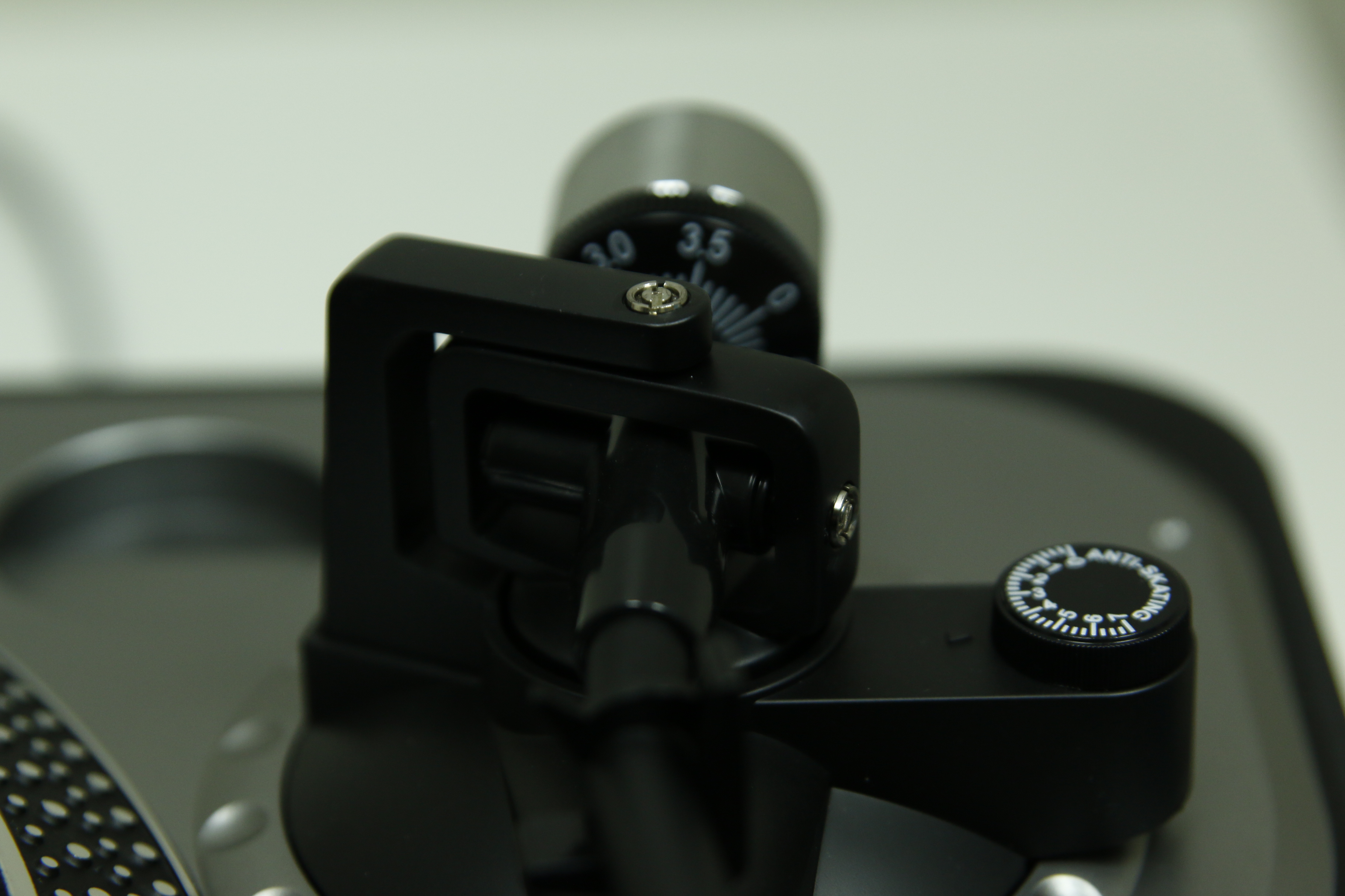 Stanton T.92 USB Turntable with Magix Audio Cleaning Software