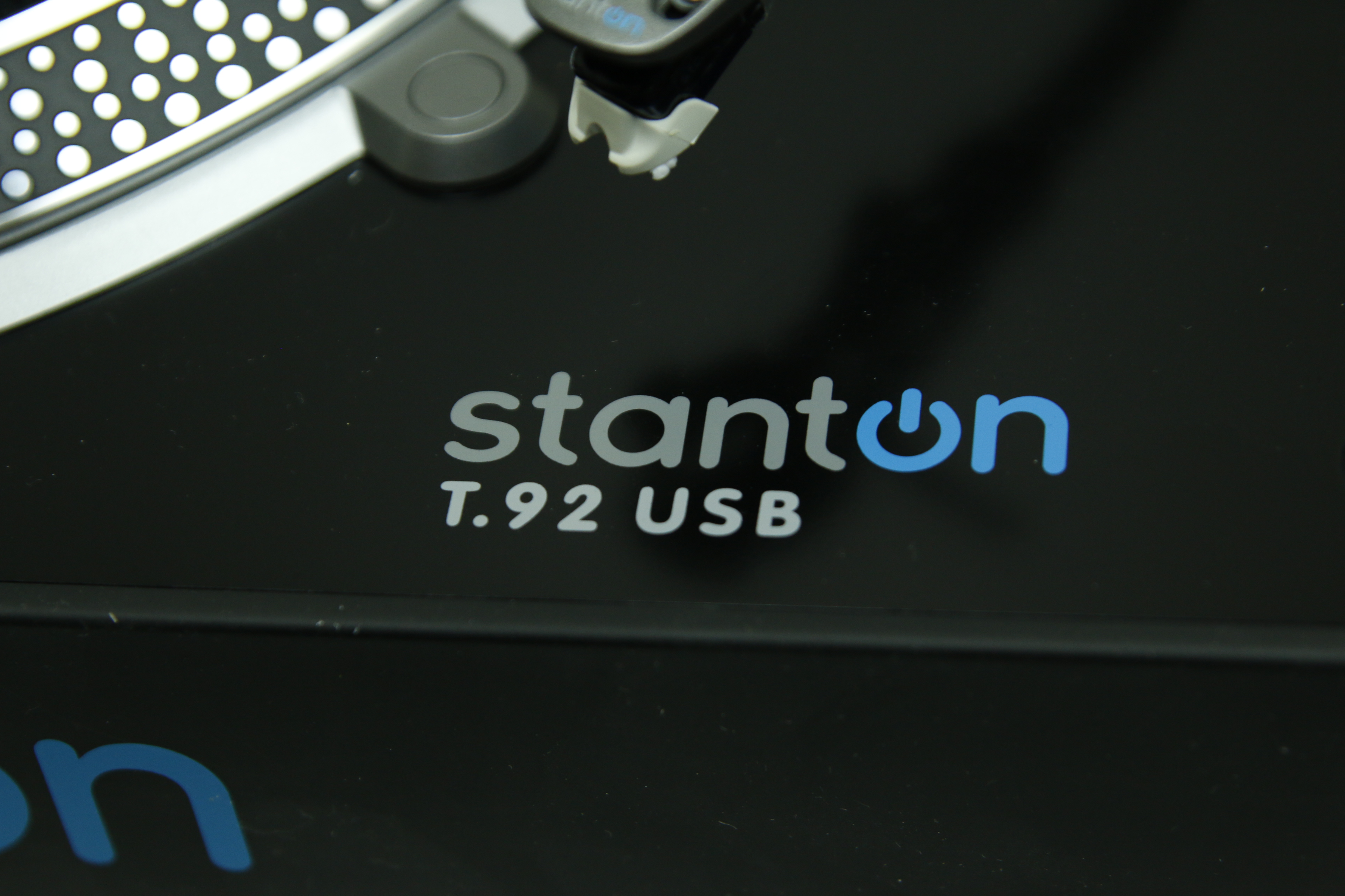 Stanton T.92 USB Turntable with Magix Audio Cleaning Software