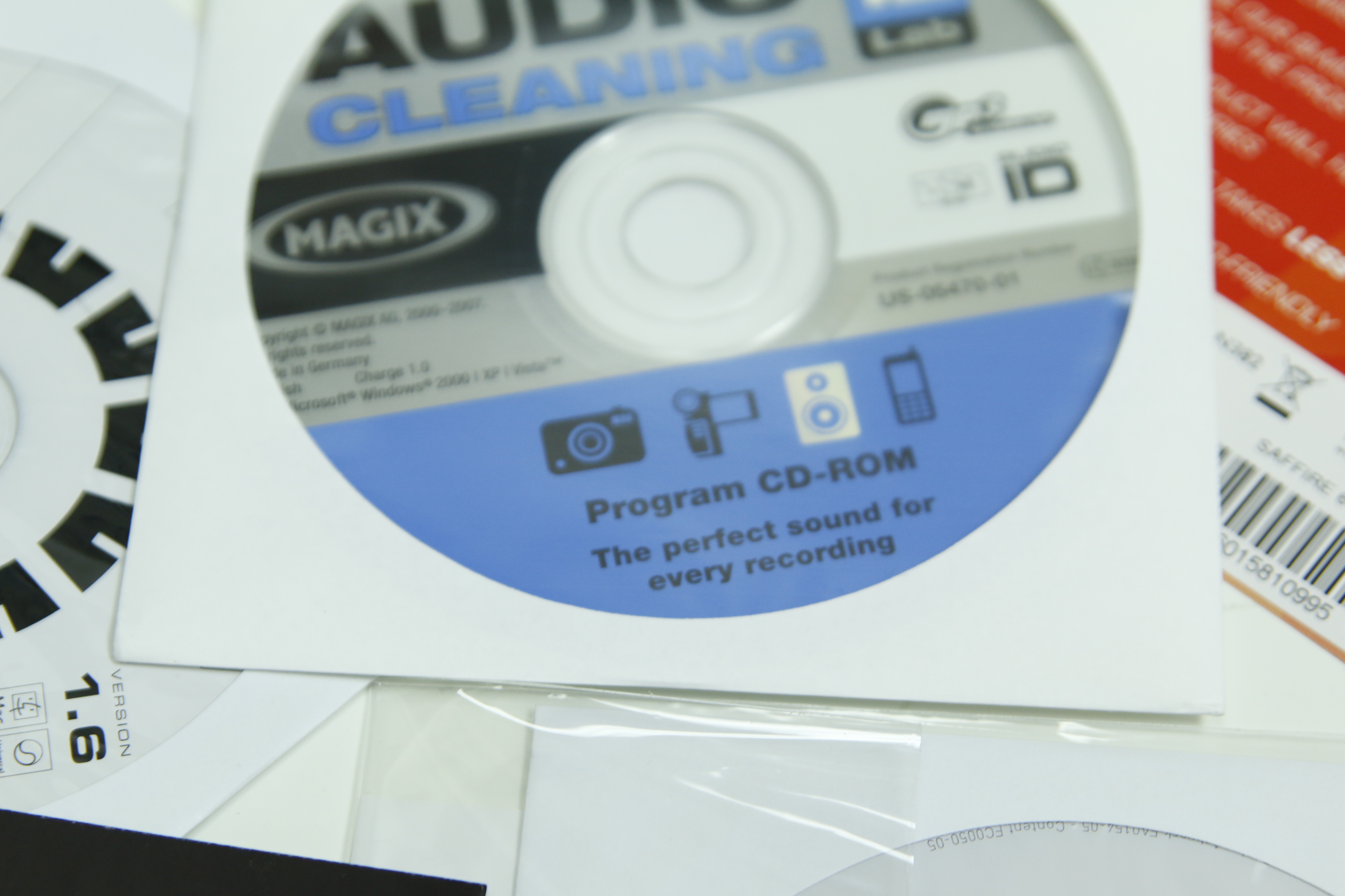 Stanton T.92 USB Turntable with Magix Audio Cleaning Software