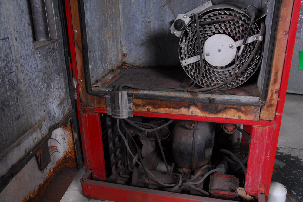 Vintage Coca-Cola Upright Vending Machine