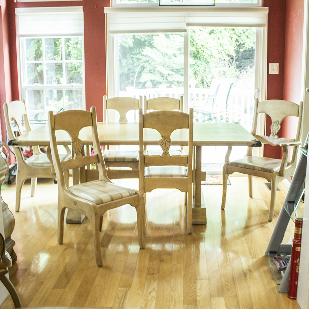 Country Style Pine Dining Table with Chairs
