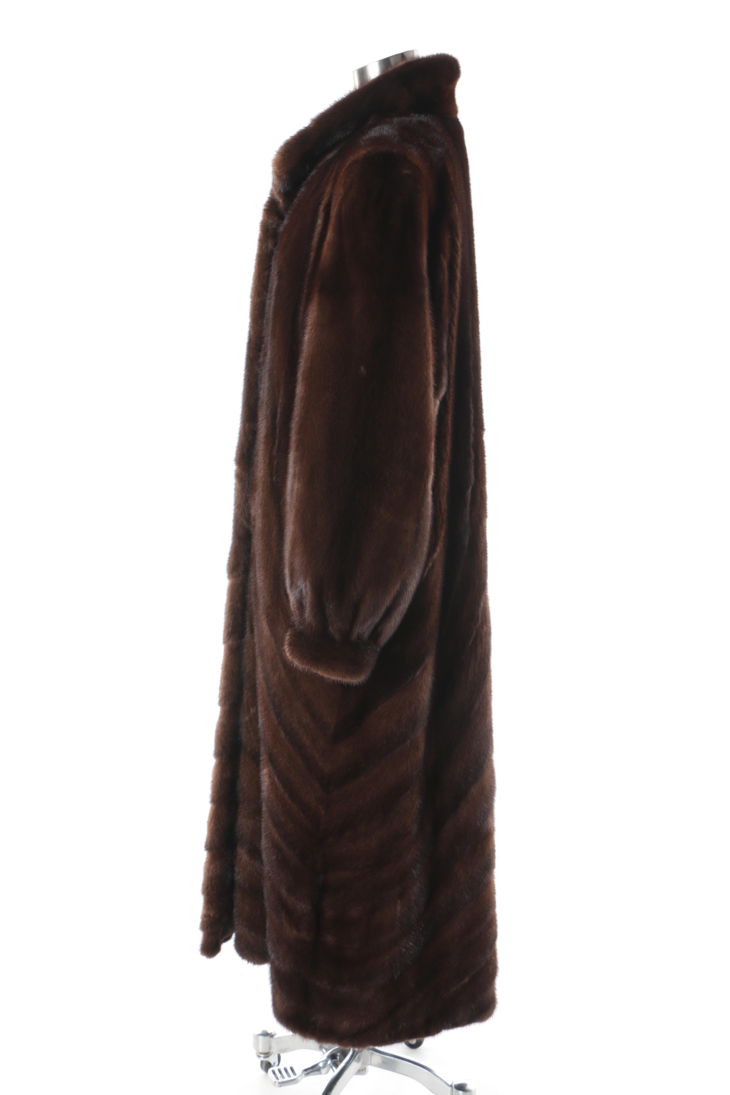 Women's The Evans Collection Brown Mink Fur Coat with Velvet Scarf