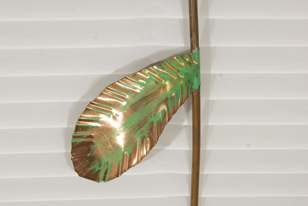 Painted Metal Wire Flower Garden Sculpture