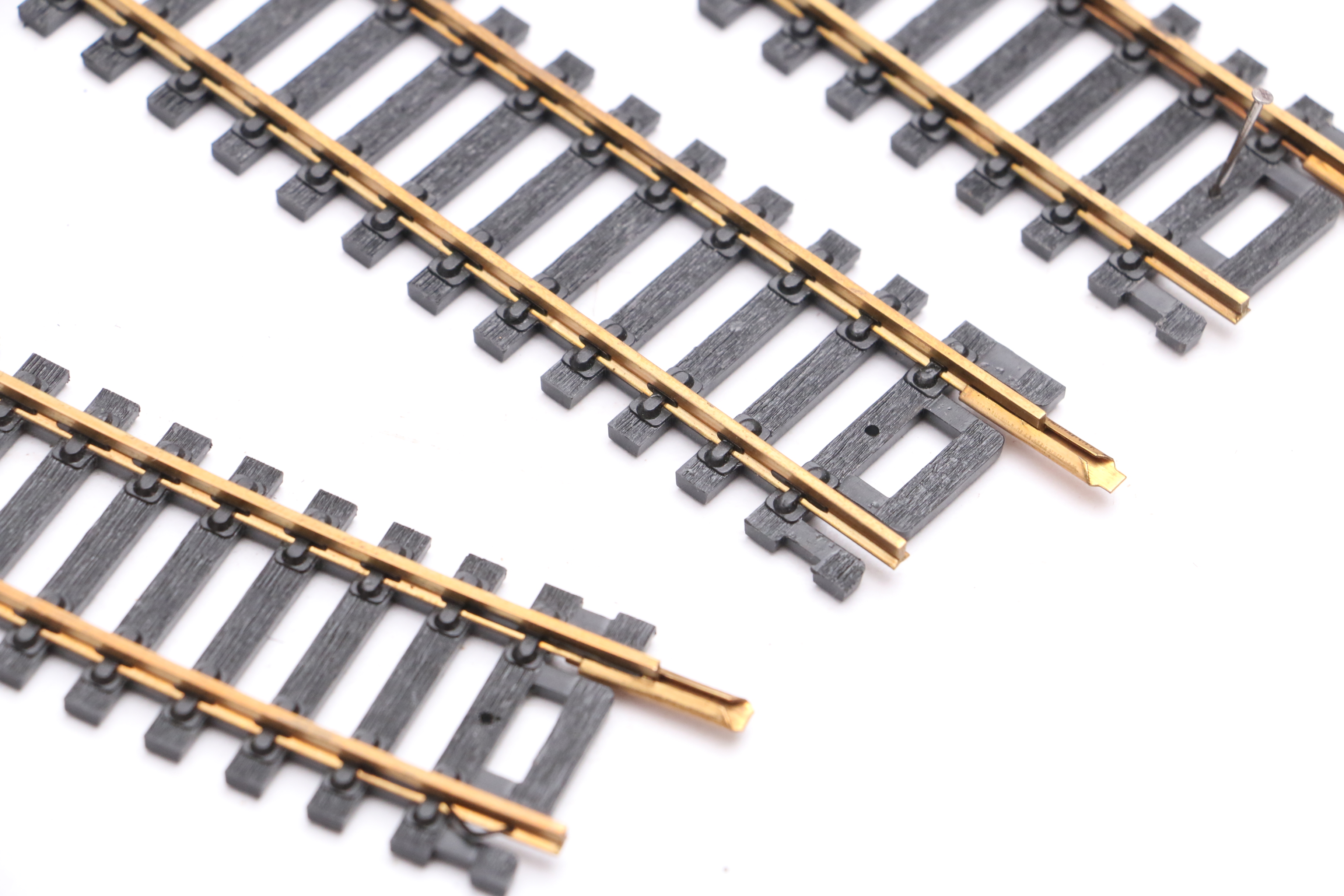 Vintage HO Scale Model Train Cars, Passenger Coaches and Trainpack Train Control