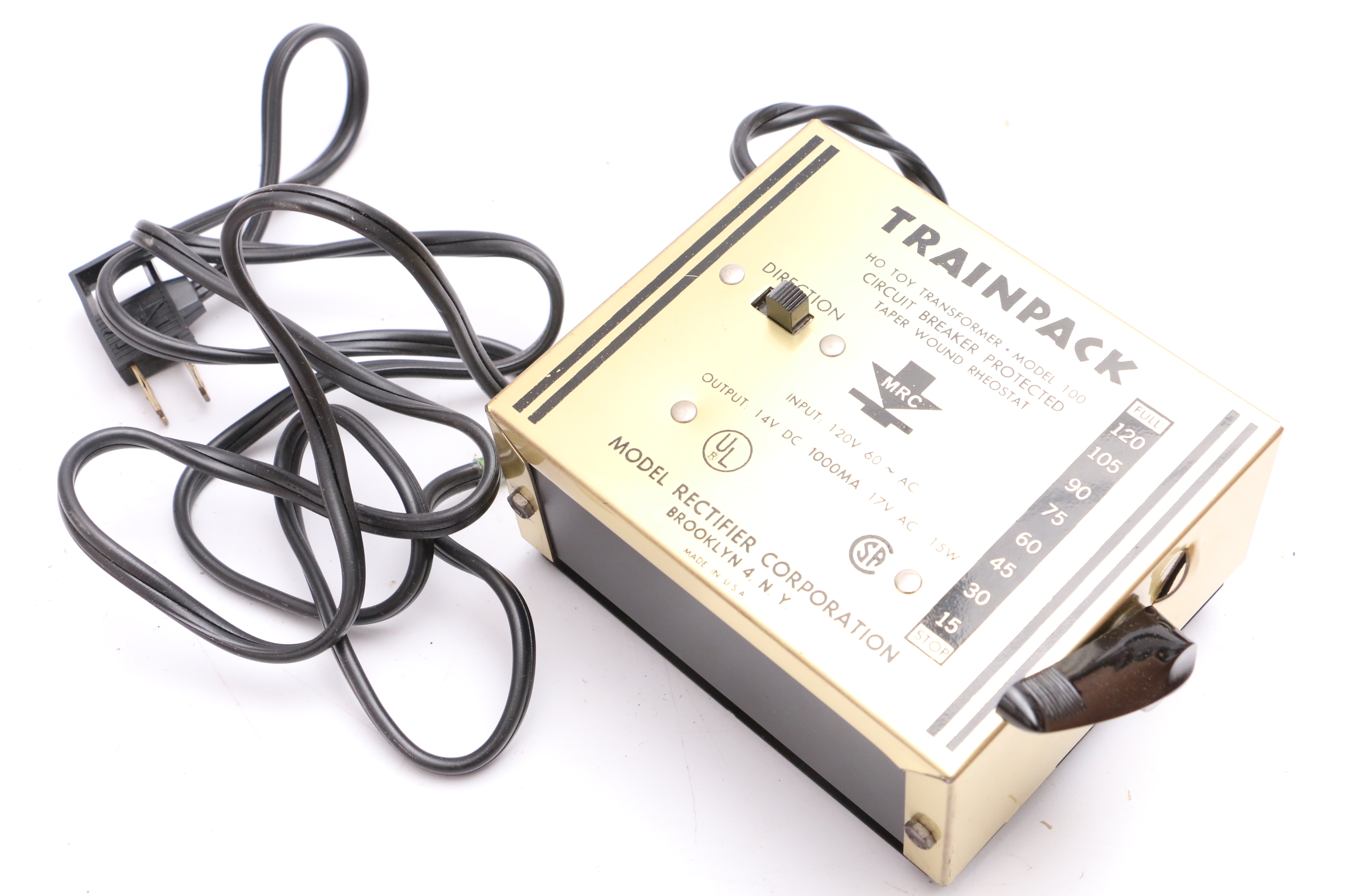 Vintage HO Scale Model Train Cars, Passenger Coaches and Trainpack Train Control