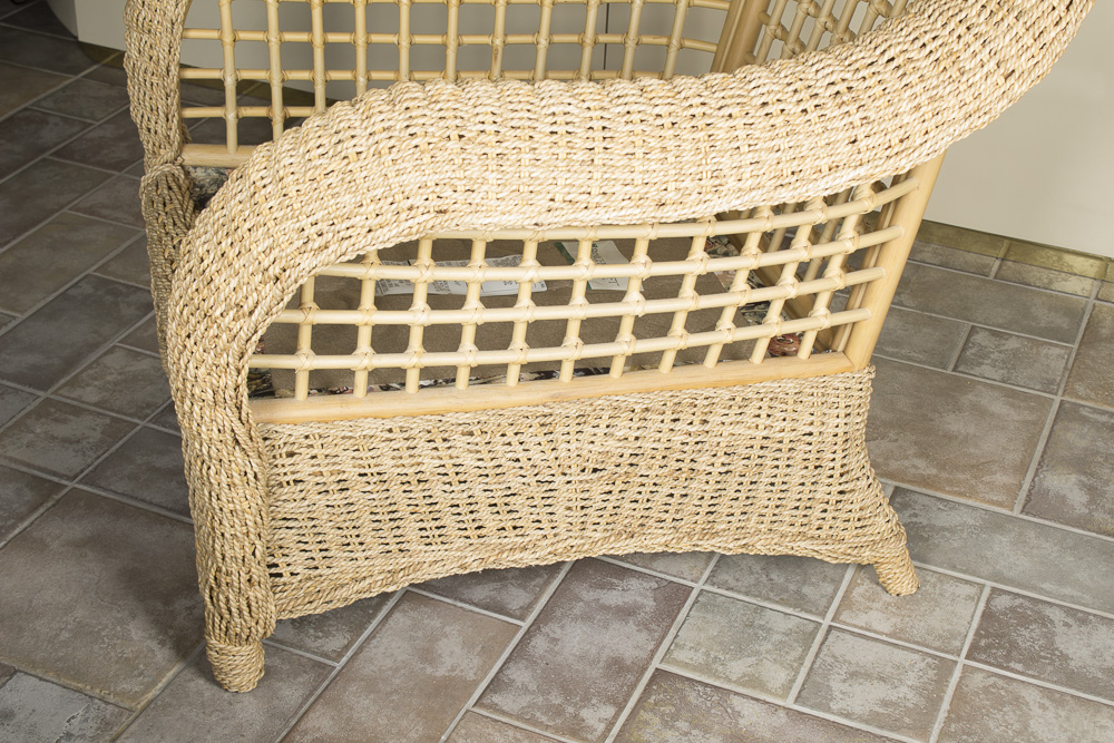 BenchCraft Wicker Patio Armchair with Classic Rattan Glass Top Side Table