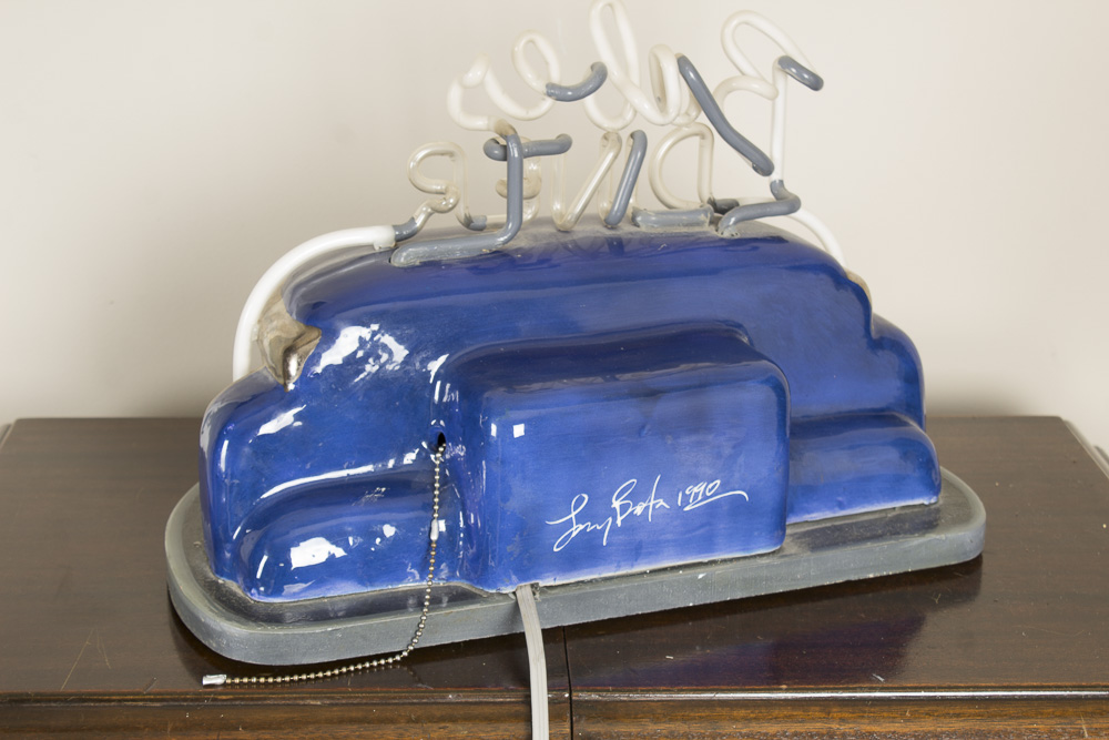 Signed Jerry Berta Ceramic and Neon "Babes Diner" Novelty Table Lamp