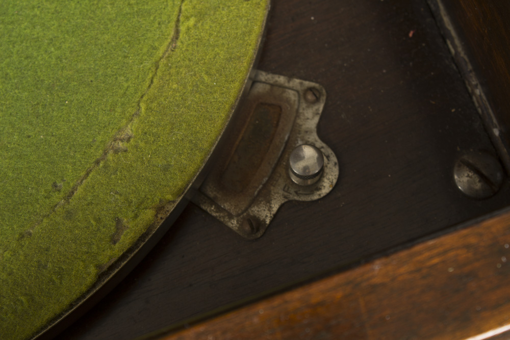 1923 Hand-Cranked Victrola Record Player in Mahogany Cabinet