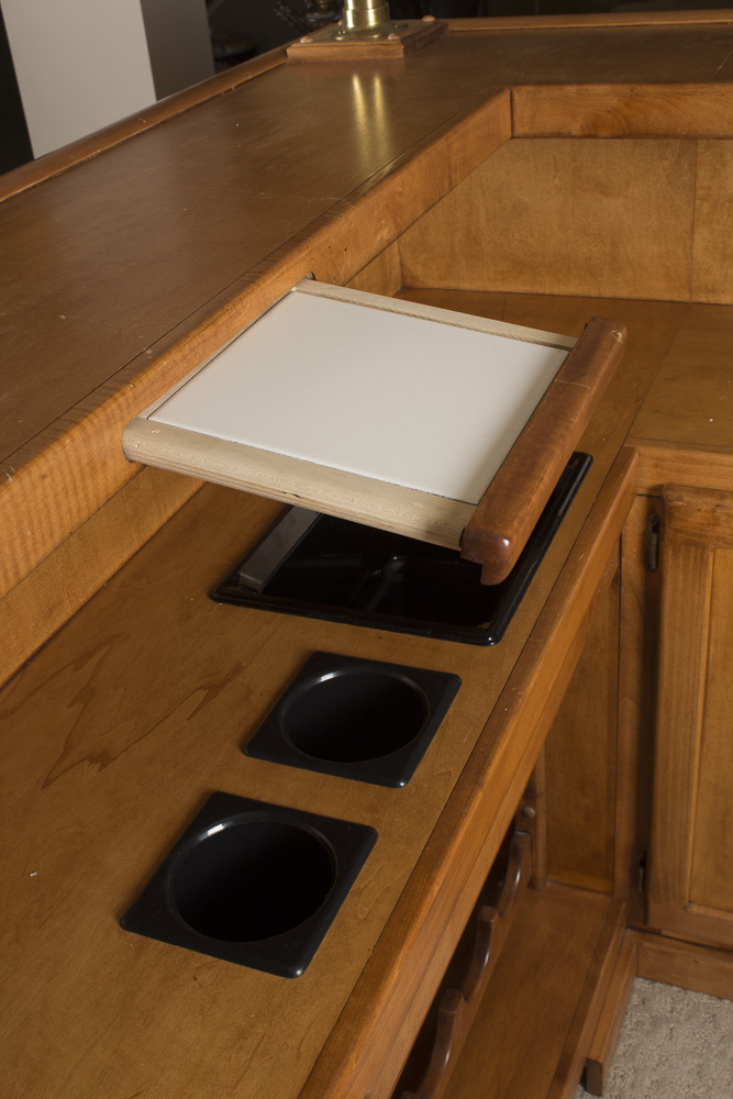 Maple Canopy Bar by Beach Manufacturing