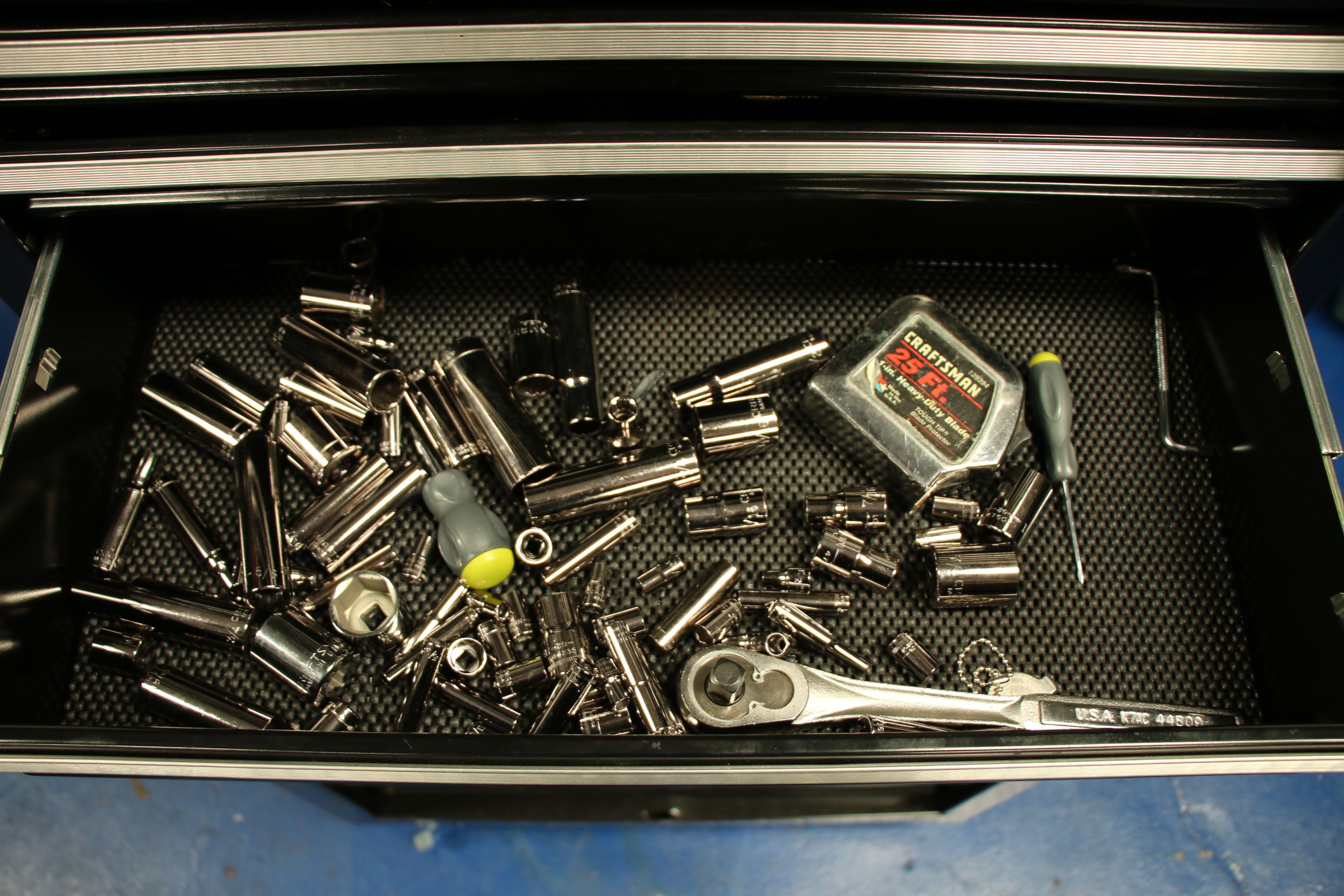 Craftsman Chest on Chest Rolling Toll Case with Tools