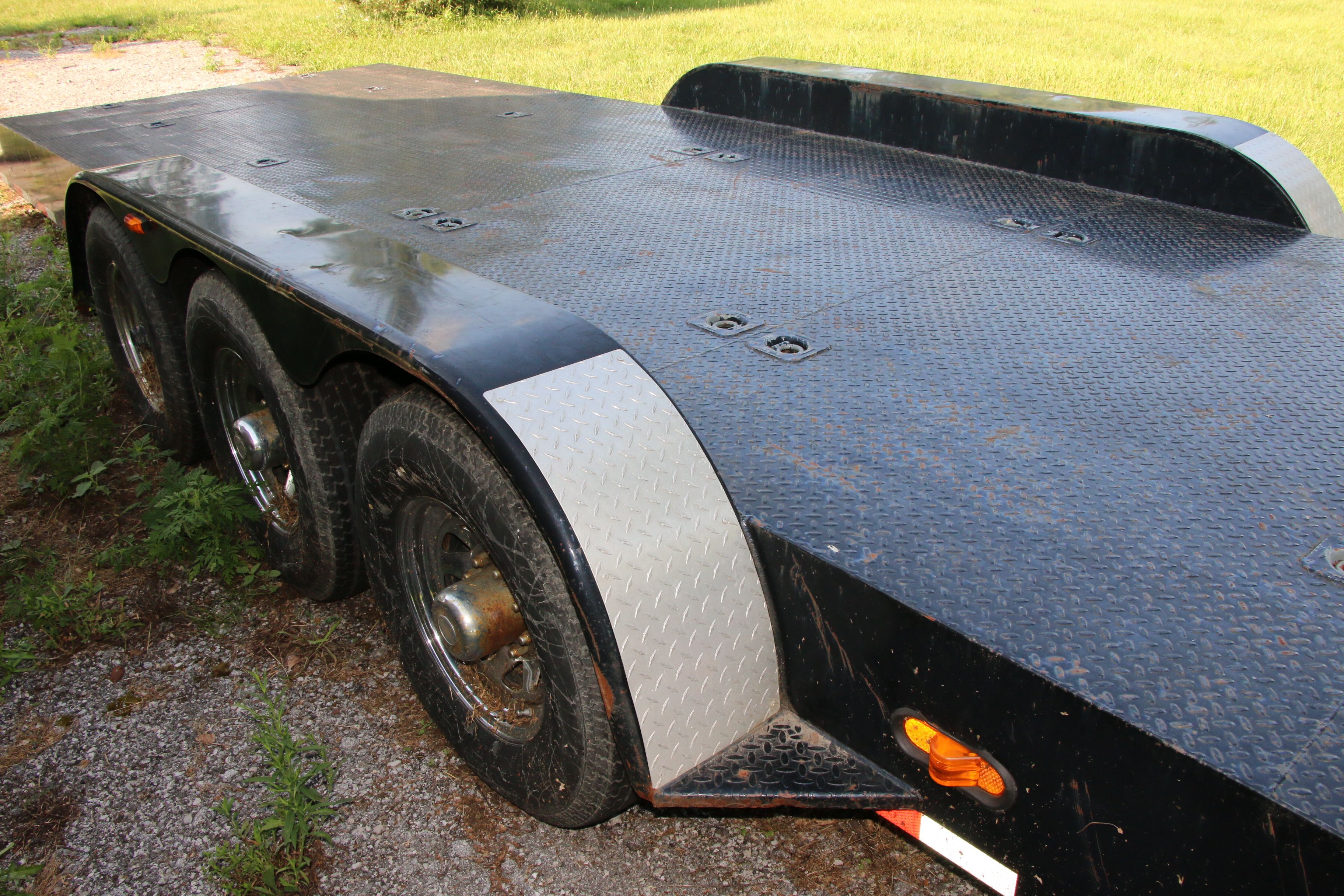 2006 Imperial 40' Bumper Pull Tri-Axle Double Car Hauler