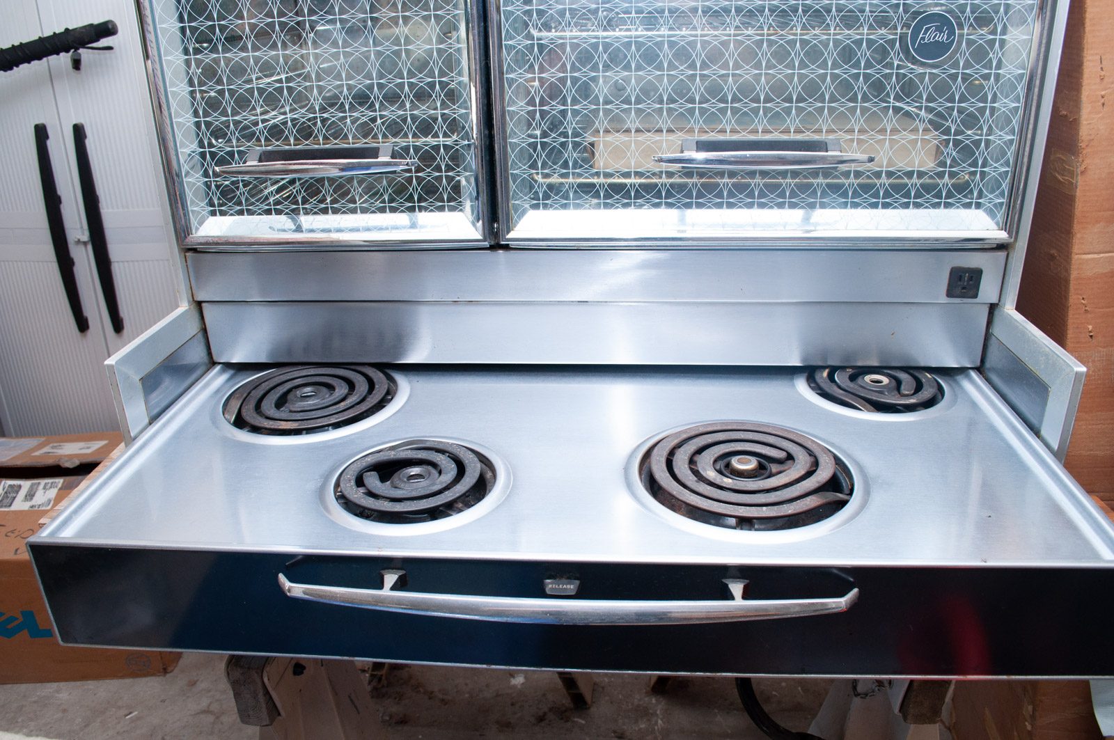 Mid Century Frigidaire "Custom Imperial Flair" Oven Range