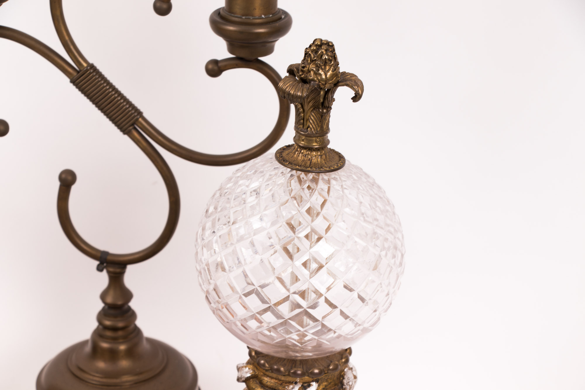 Vintage Gold Toned Home Decor including Waterford and Linden Desk Clocks