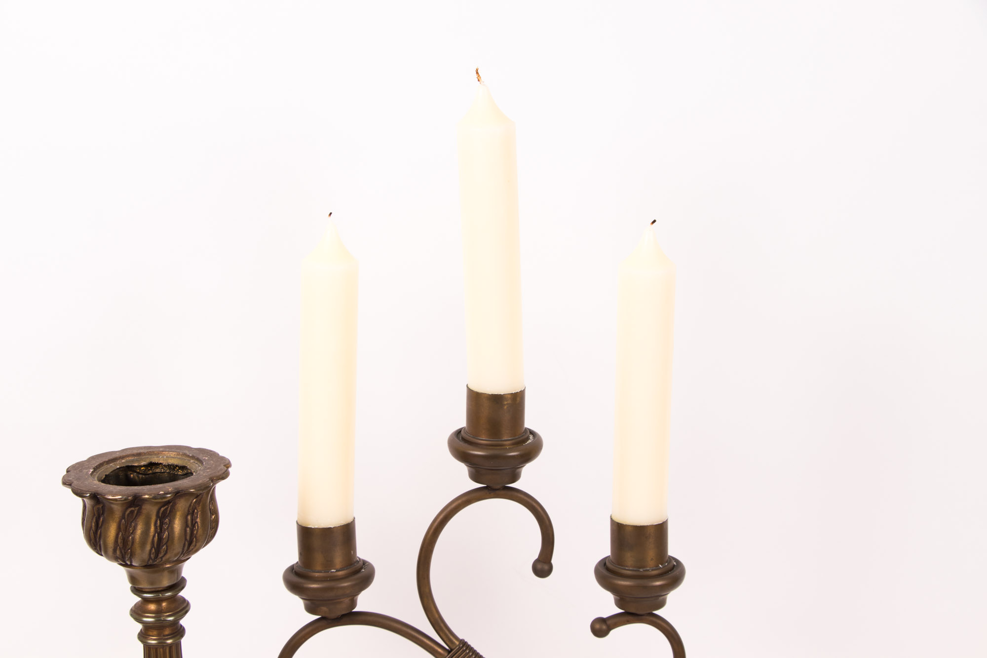 Vintage Gold Toned Home Decor including Waterford and Linden Desk Clocks