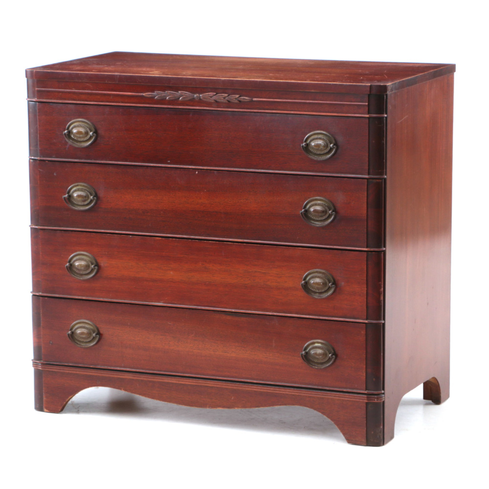 A Vintage Mengel Furniture Mahogany Chest of Drawers