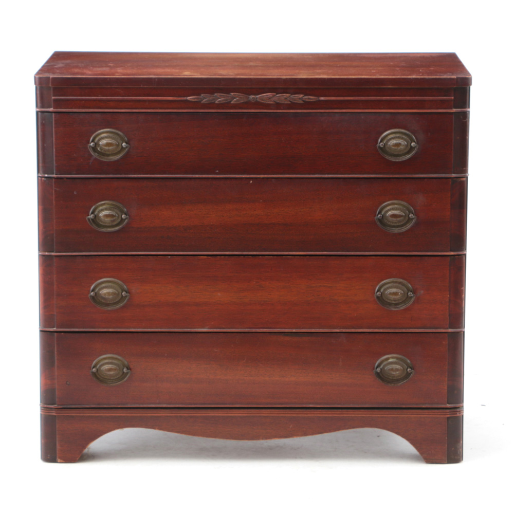A Vintage Mengel Furniture Mahogany Chest of Drawers