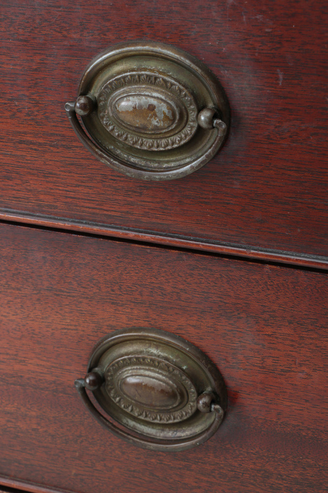 A Vintage Mengel Furniture Mahogany Chest of Drawers