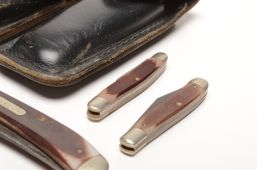 Vintage Pocket Knives Featuring Buck and Old Timer