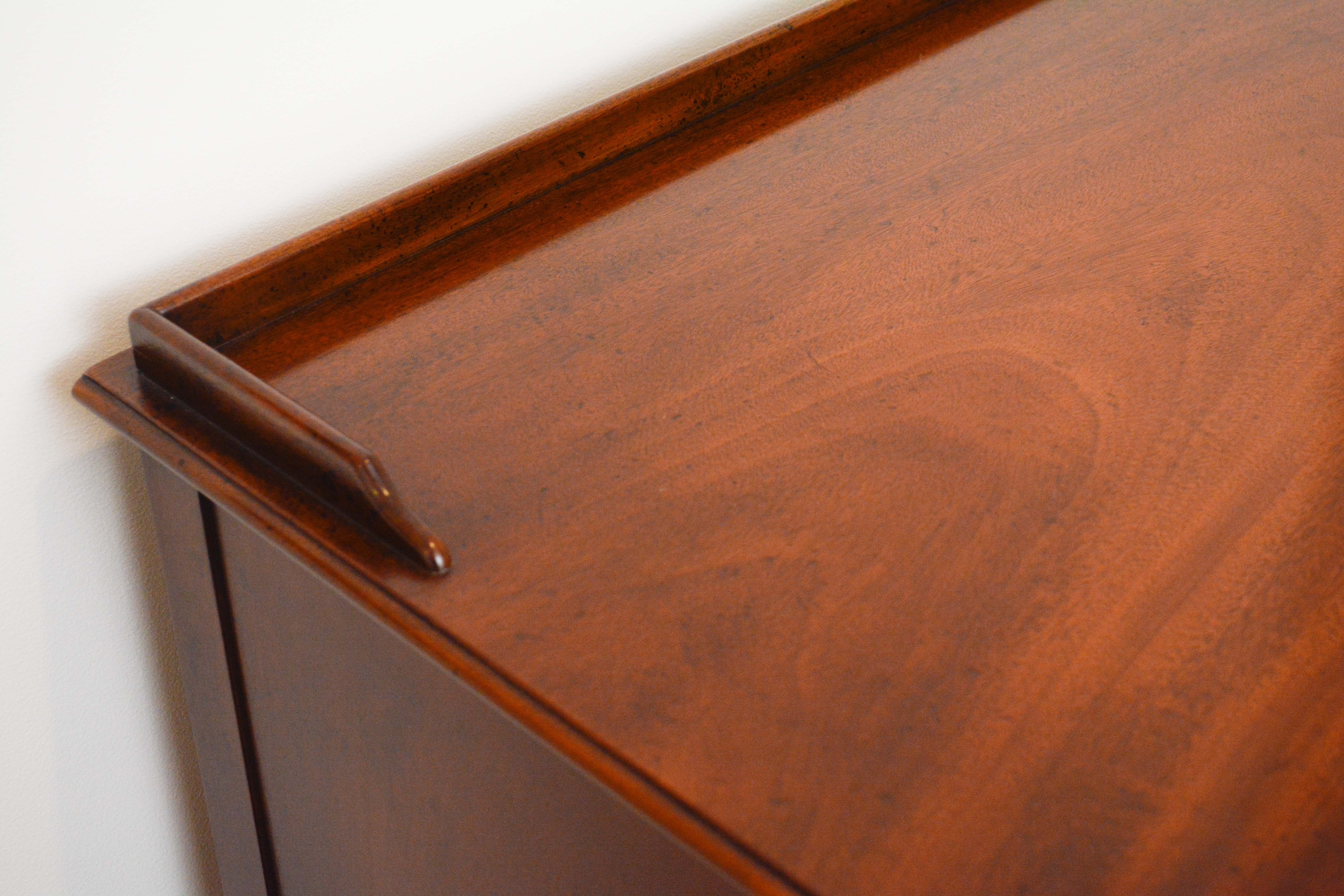 Beacon Hill "Old Colony" Silverware Chest