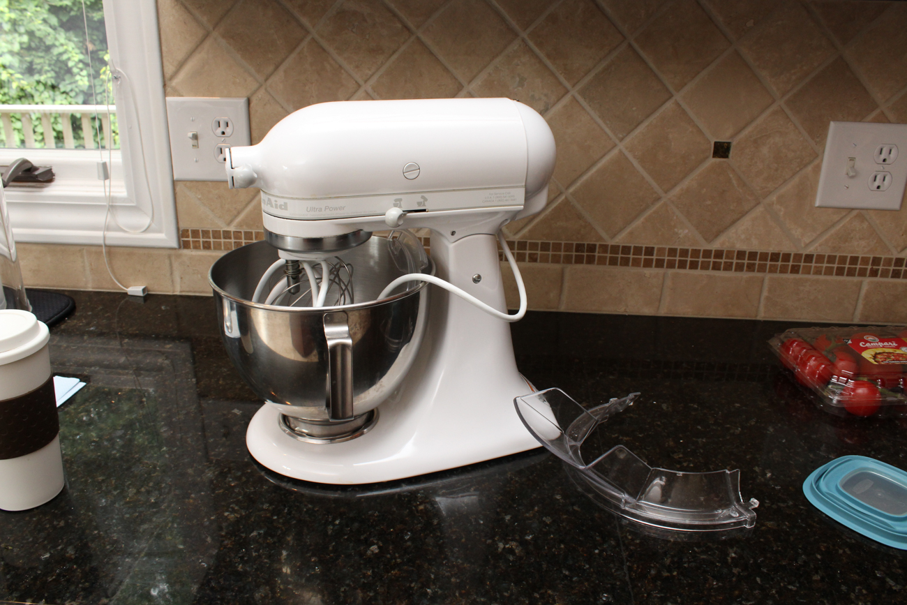 Kitchen Aid White Ultra Power Mixer and Splash Guard