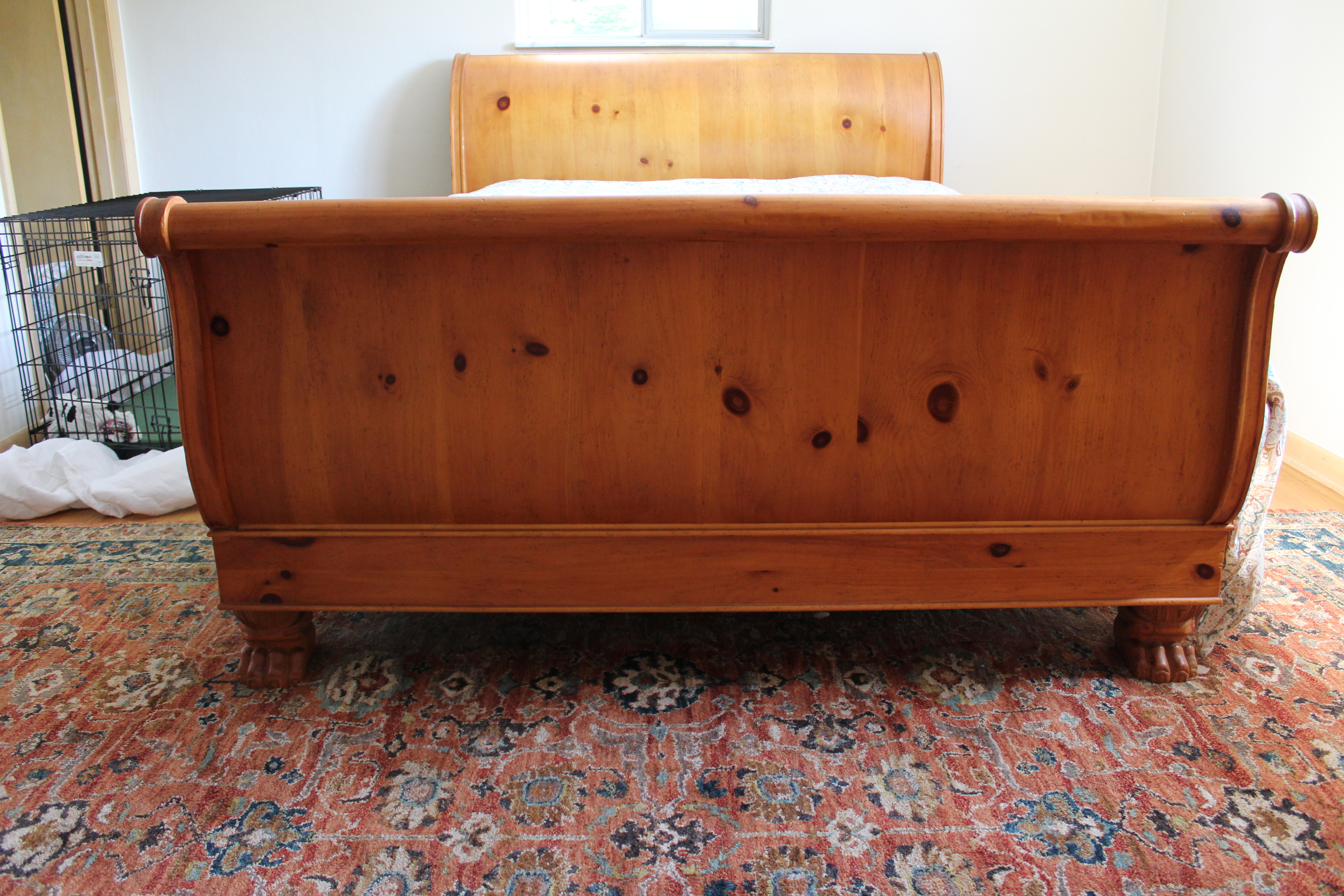 Baker Milling Road Pine Queen Sleigh Bed