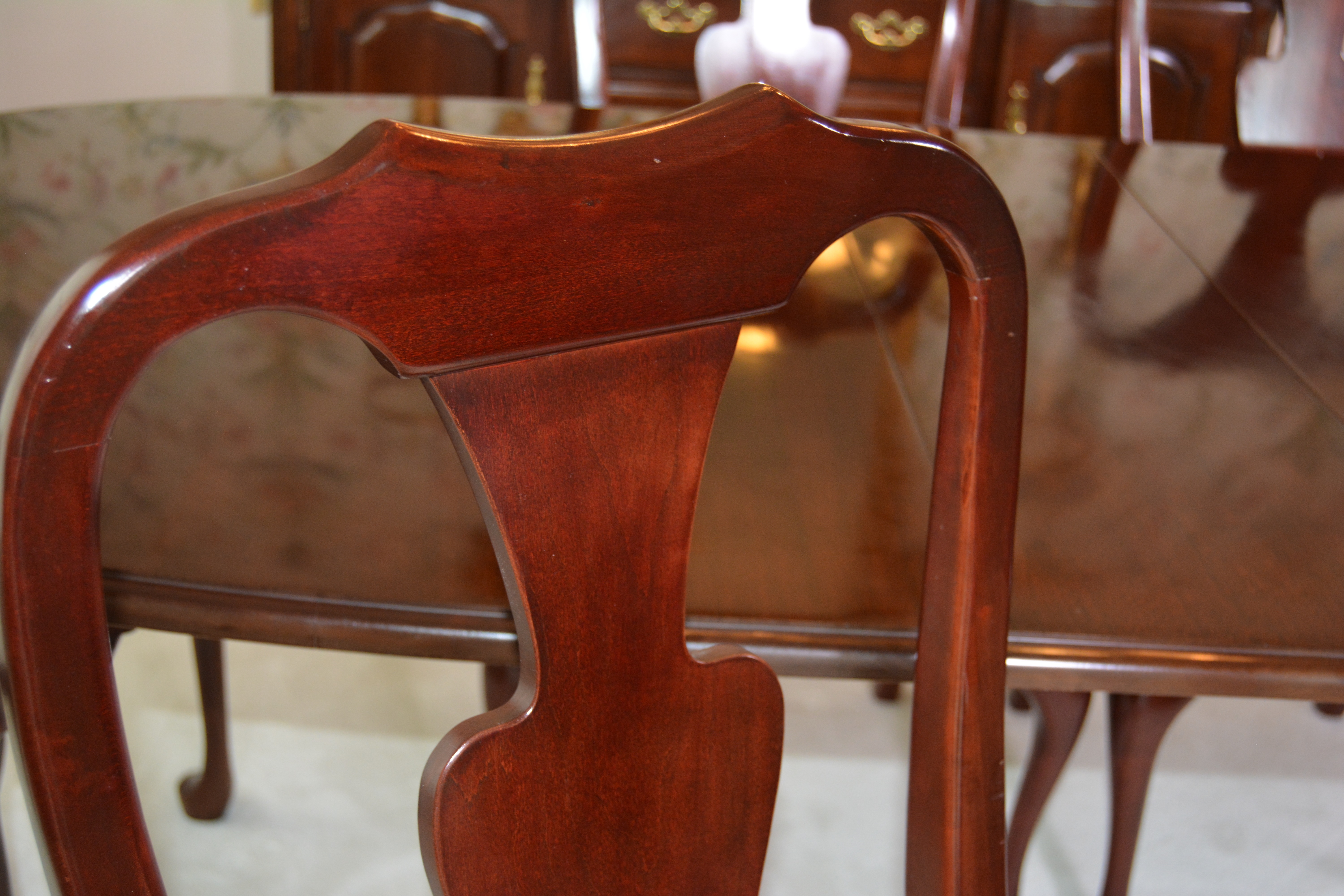 Queen Anne Style Dining Table and Chairs by Pennsylvania Classics, Inc.