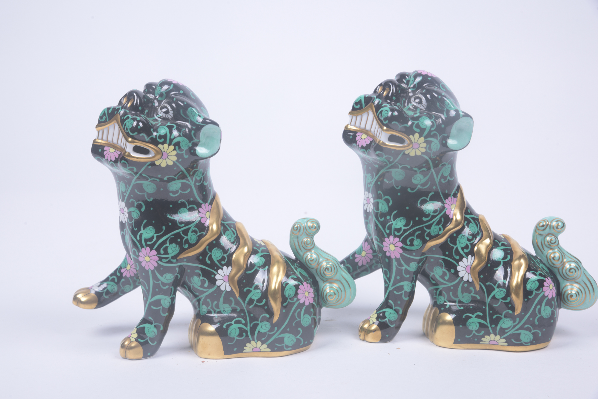 Herend Hungary Hand-Painted Guardian Lion Figurines