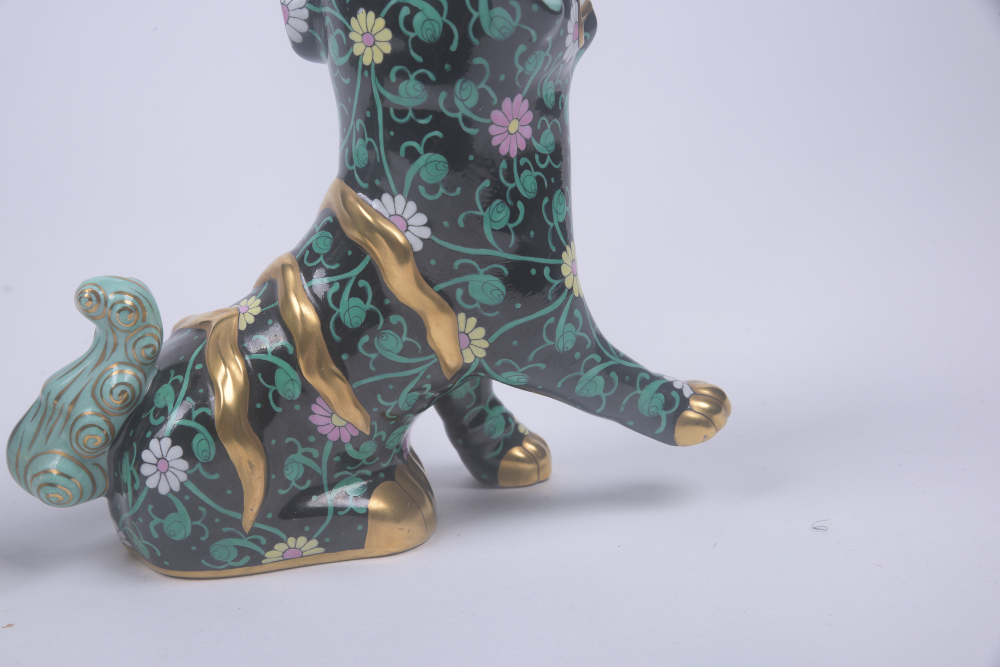 Herend Hungary Hand-Painted Guardian Lion Figurines