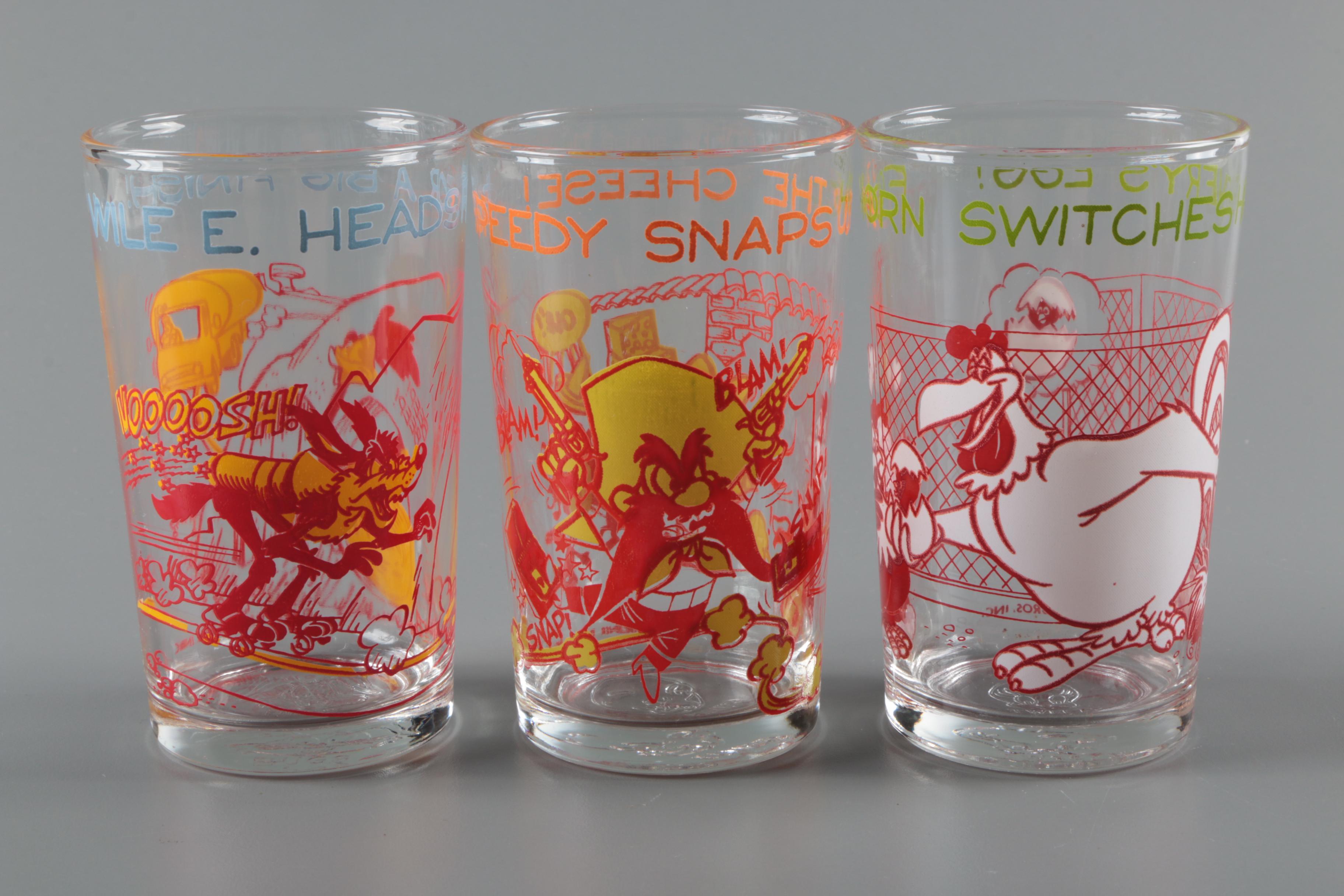 Looney Tunes Themed Juice Glasses Featuring Bugs Bunny and More