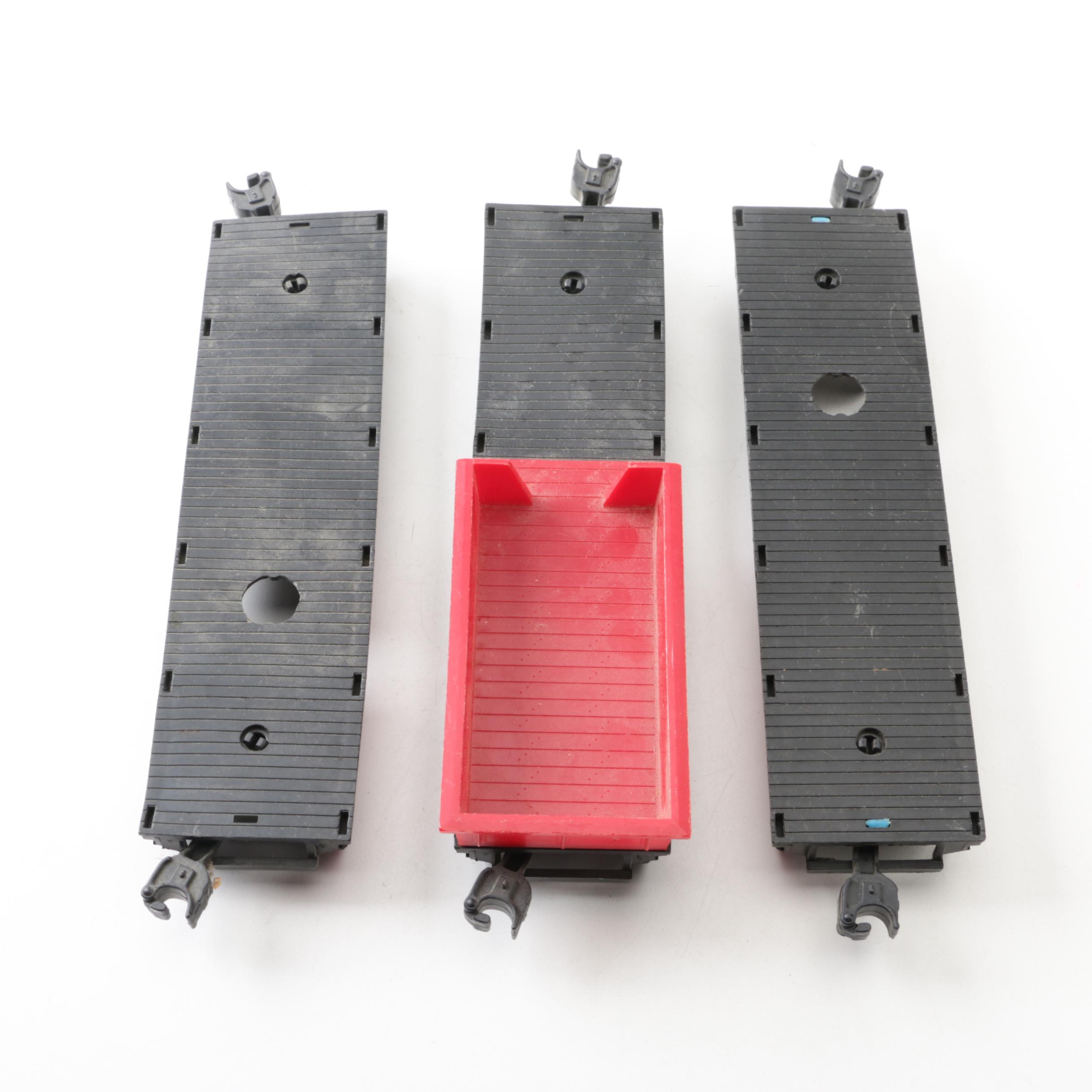 Vintage Lionel Flatbed Rail Cars