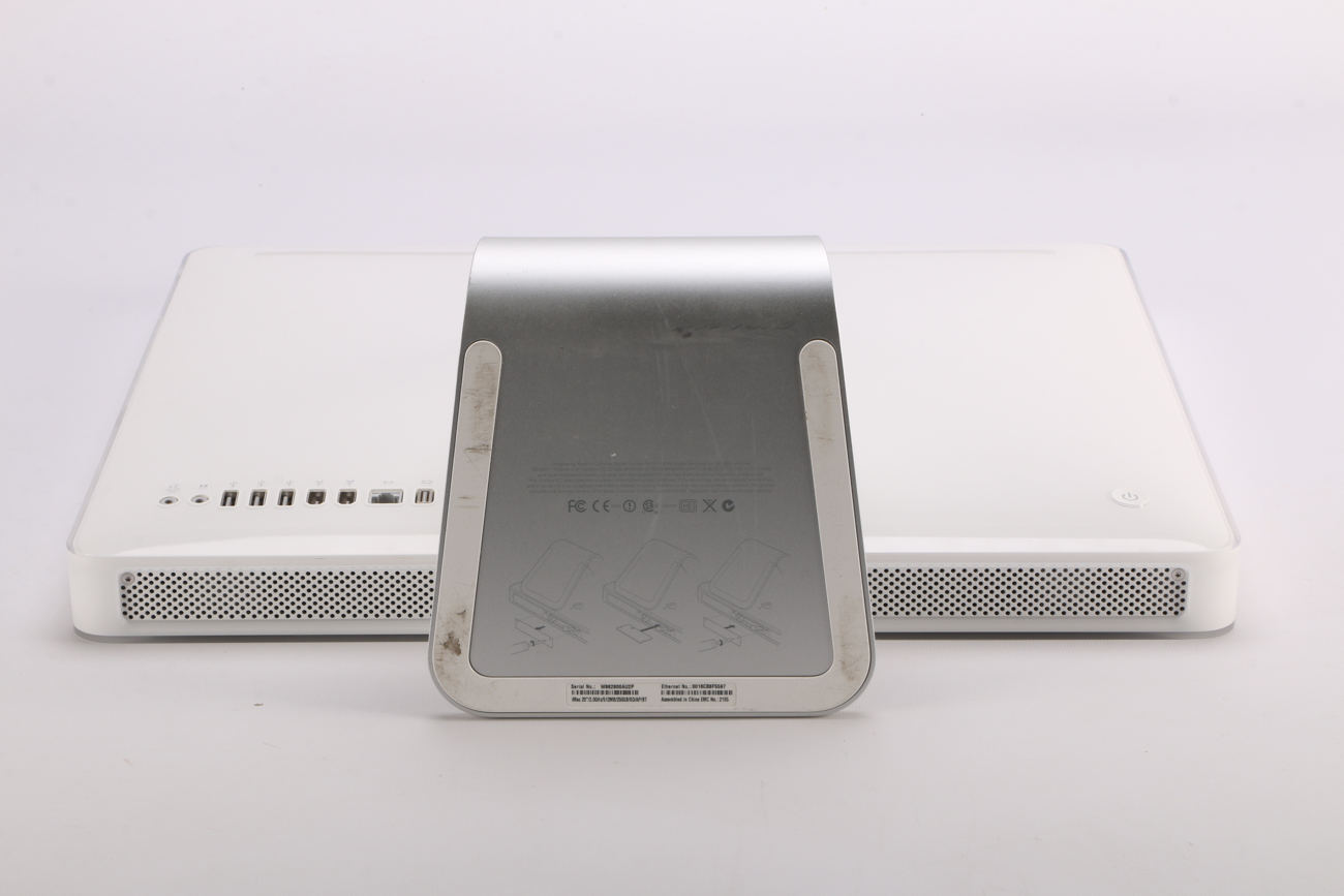 20" iMac Desktop in White