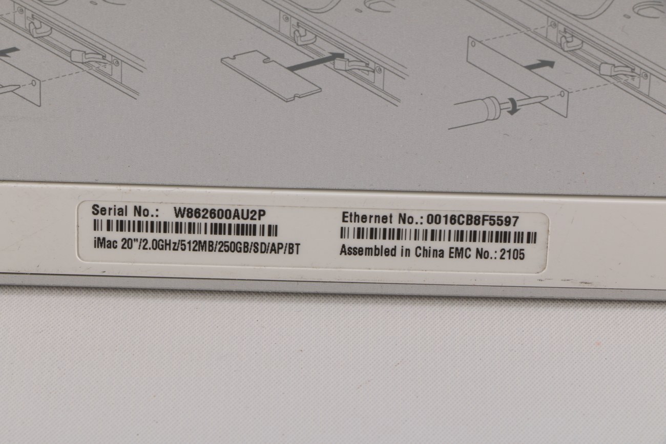 20" iMac Desktop in White