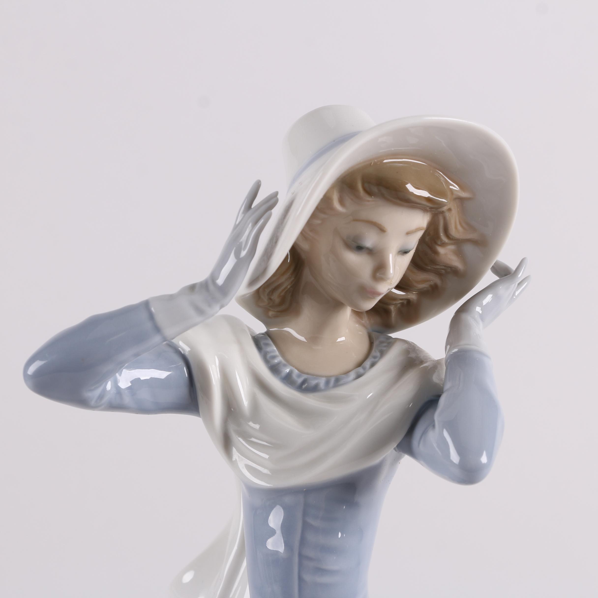 Lladró "Spring Breeze" Porcelain Figurine