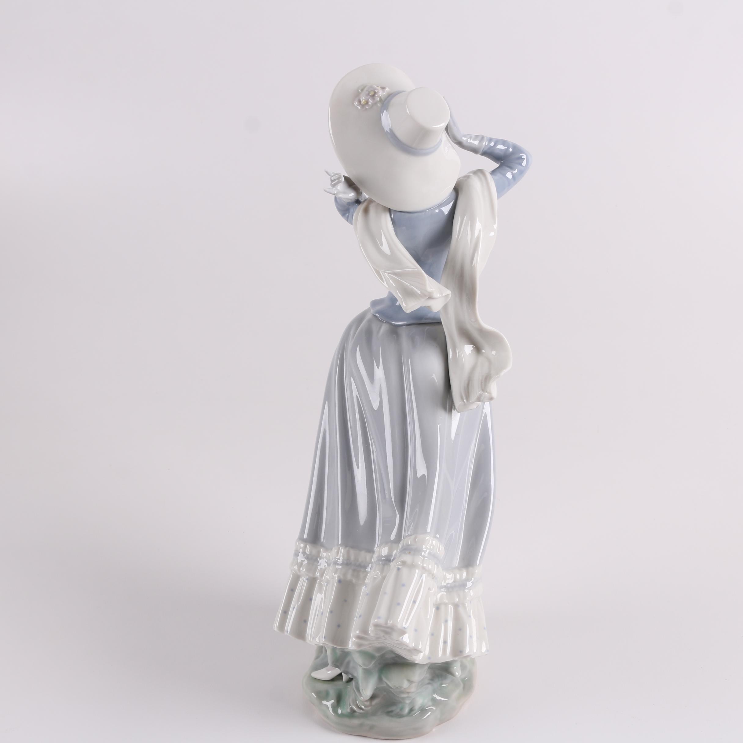 Lladró "Spring Breeze" Porcelain Figurine